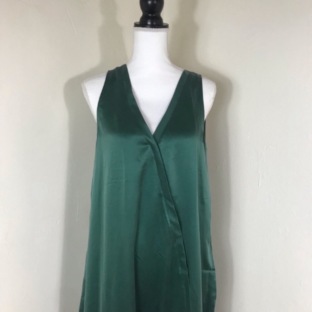 NEW Lunya washable silk double V jumpsuit - Picture 4 of 9